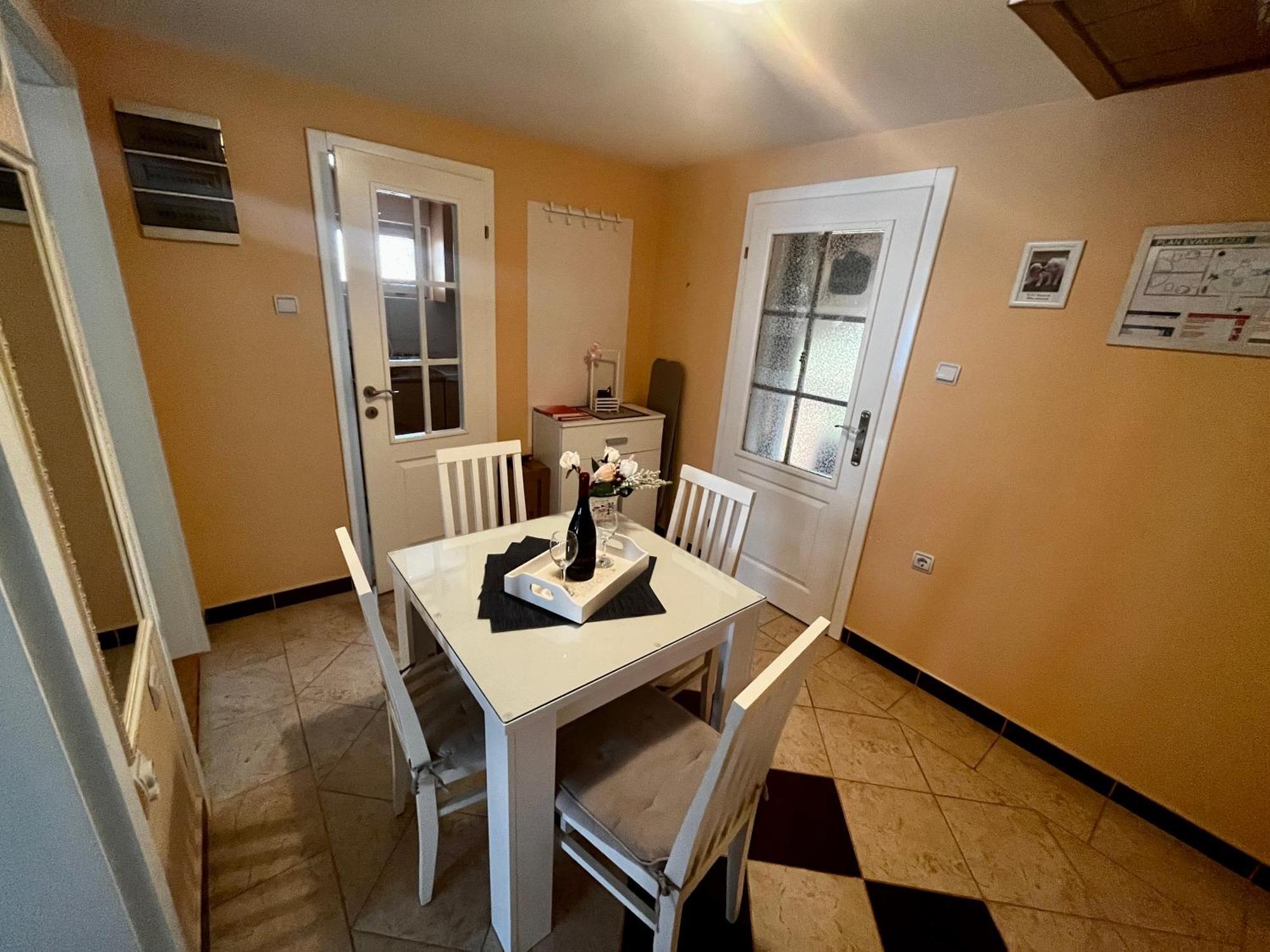 Apartman Simona 维尔蒂尼克 外观 照片
